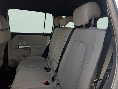 New 2026 Mercedes-Benz GLB 250 250 image 12