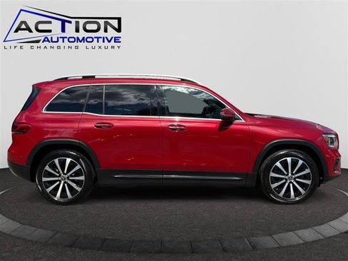 Used 2020 Mercedes-Benz GLB 250 4MATIC image 9