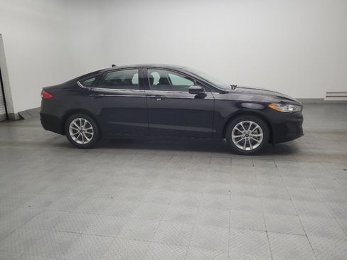 Used 2020 Ford Fusion SE FWD image 11