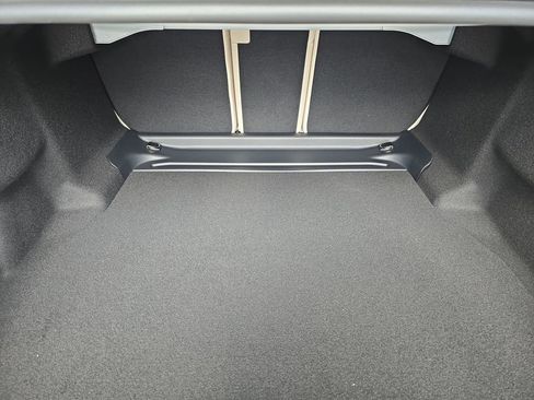 New 2026 Mercedes-Benz E 350 Sedan image 13