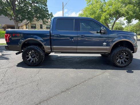 Used 2015 Ford F150 King Ranch w/ Equipment Group 601A Luxury AWD/4WD image 4
