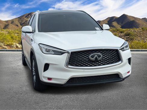 Used 2021 INFINITI QX50 Luxe image 3