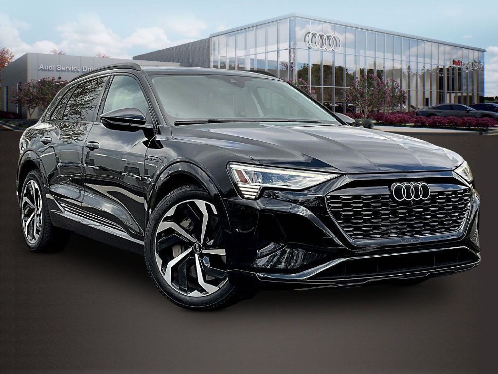 Used 2024 Audi Q8 e-tron Premium Plus w/ Premium Plus Package AWD/4WD image 1