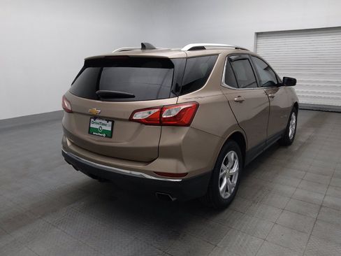 Used 2019 Chevrolet Equinox LT FWD image 9