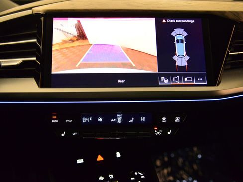 Used 2023 Audi Q4 e-tron Premium Plus w/ Premium Plus image 30