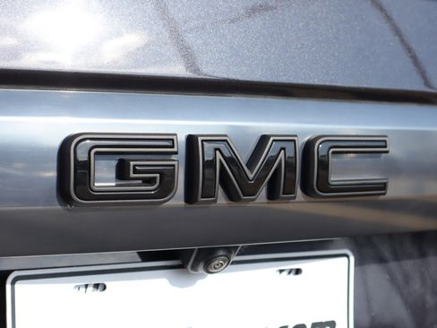 Used 2023 GMC Yukon AT4 image 36