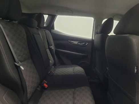 Used 2019 Nissan Rogue Sport SV image 19