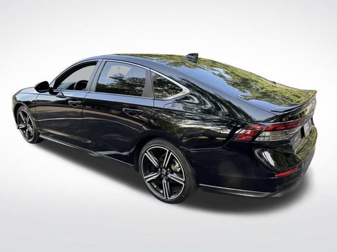 Used 2024 Honda Accord Sport image 3