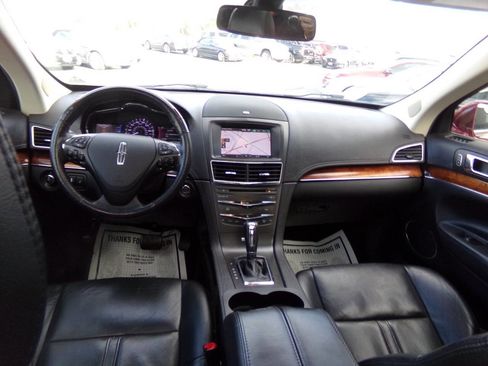Used 2014 Lincoln MKT AWD w/ Equipment Group 201A image 20