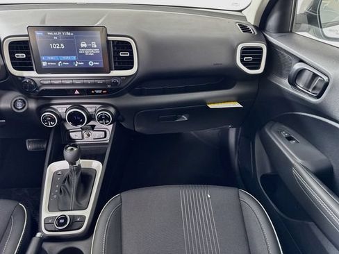 New 2026 Hyundai Venue SEL FWD image 37