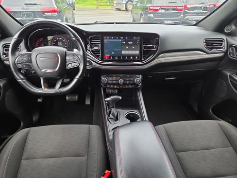 Used 2023 Dodge Durango GT image 25