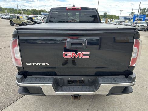 Used 2017 GMC Canyon SLT w/ Driver Alert Package AWD/4WD image 6