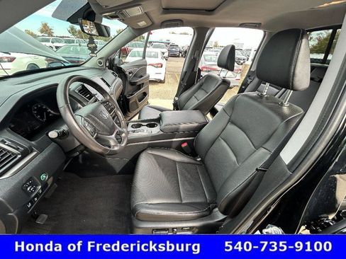 Certified 2025 Honda Ridgeline RTL image 21