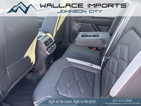 New 2026 Volkswagen Atlas Peak Edition AWD/4WD image 30