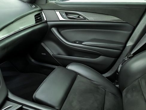 Used 2019 Cadillac CTS V w/ Carbon Fiber Package RWD image 33