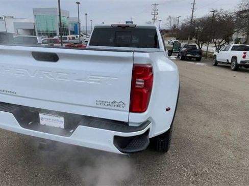 New 2026 Chevrolet Silverado 3500 High Country w/ Technology Package image 9