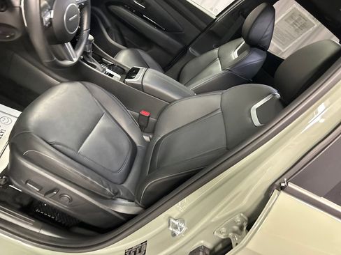 Used 2025 Hyundai Santa Cruz Limited image 10