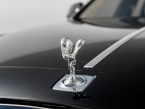 Used 2013 Rolls-Royce Ghost image 24