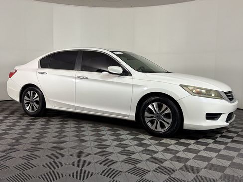 Used 2013 Honda Accord LX image 5