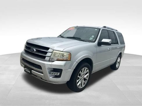 Used 2015 Ford Expedition Limited w/ Equipment Group 301A RWD image 4