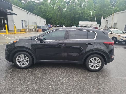 Used 2019 Kia Sportage LX FWD image 4