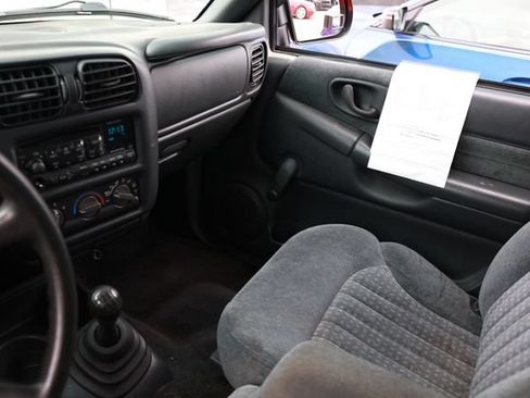Used 2000 Chevrolet S10 Pickup LS w/ Preferred Equipment Group RWD image 21