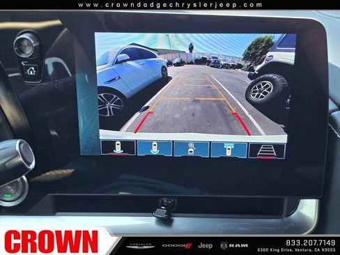 Used 2024 Chevrolet Corvette Stingray Premium Conv w/ Z51 Performance Package RWD image 28