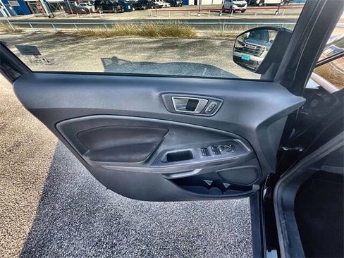 Used 2021 Ford EcoSport SE image 21