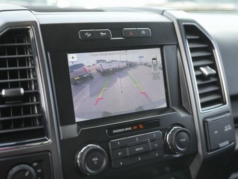 Used 2019 Ford F150 XLT w/ Equipment Group 302A Luxury image 26