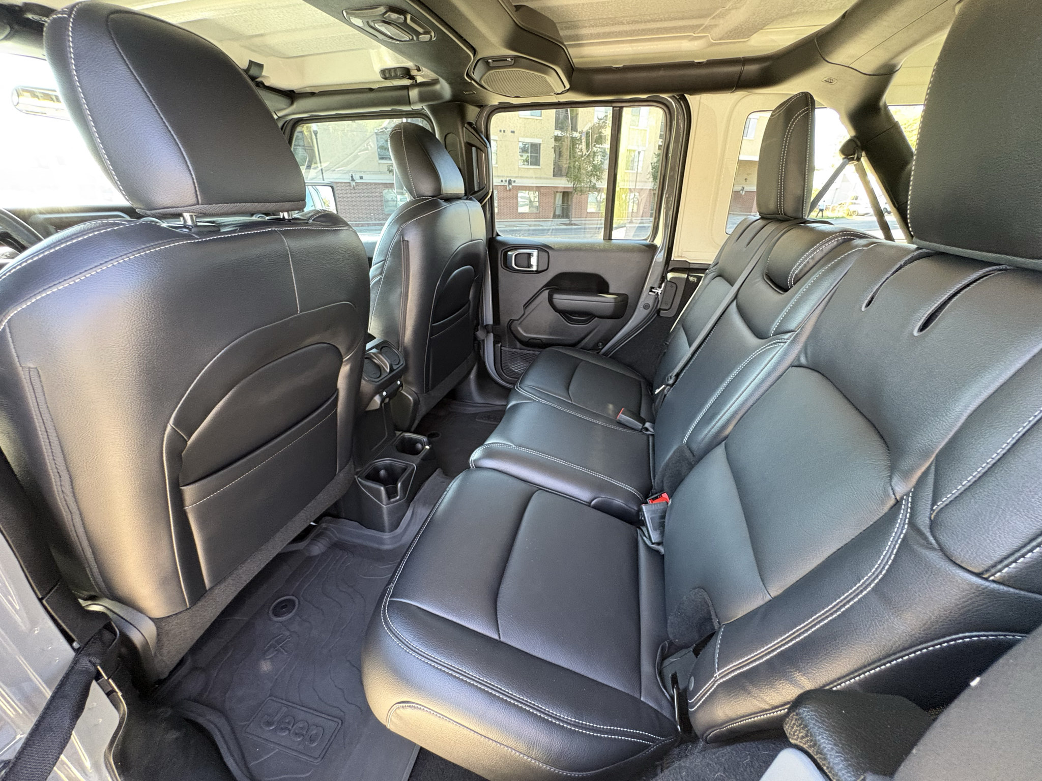 Used 2023 Jeep Wrangler Unlimited Sport AWD/4WD image 24