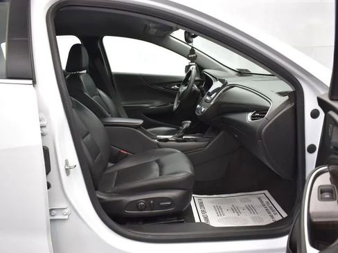 Used 2024 Chevrolet Malibu LT image 16