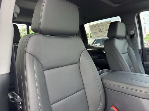 New 2026 GMC Sierra 1500 SLT w/ SLT Premium Package AWD/4WD image 30