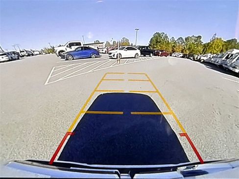 Certified 2024 GMC Canyon Denali image 29