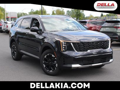 New 2026 Kia Sorento S w/ S Panoramic Sunroof Package