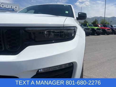 Used 2023 Jeep Grand Cherokee Limited w/ Luxury Tech Group II AWD/4WD image 20