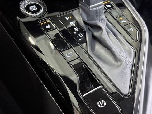 Used 2023 Kia Niro EX image 30