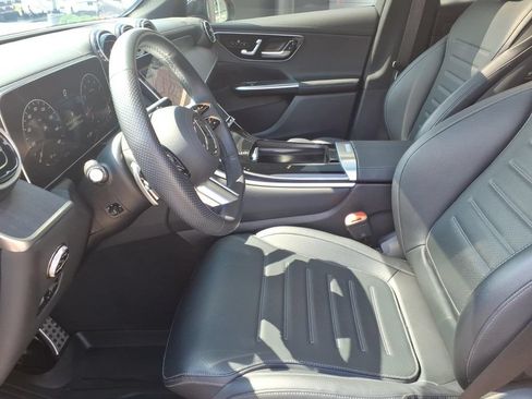 Used 2024 Mercedes-Benz GLC 300 4MATIC image 14
