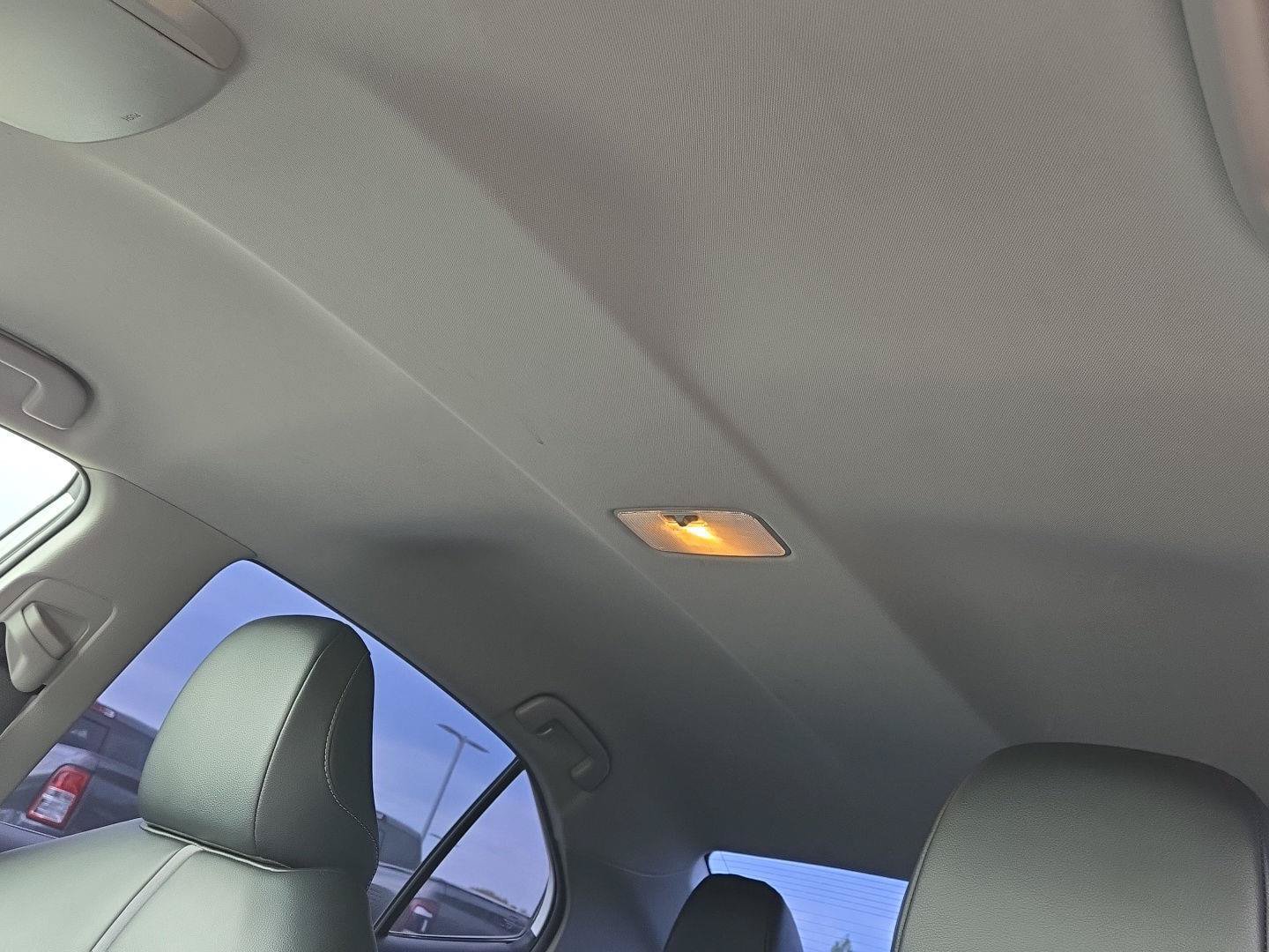 Used 2021 Toyota Camry SE w/ Carpet Mat Package (TMS) FWD image 16