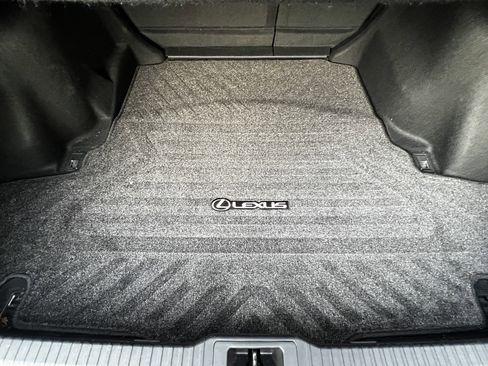 Certified 2023 Lexus IS 350 F Sport image 48