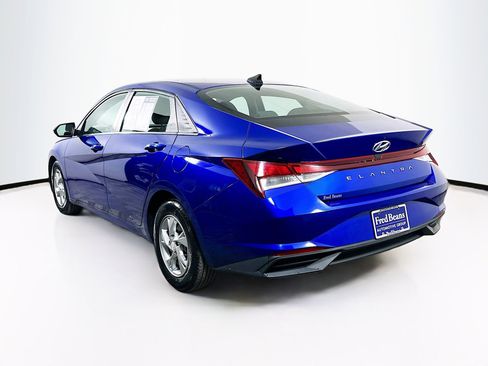 Certified 2023 Hyundai Elantra SE image 5