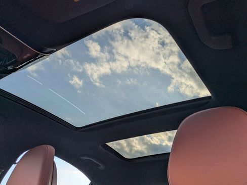 New 2025 Mercedes-Benz C 300 4MATIC Sedan image 28