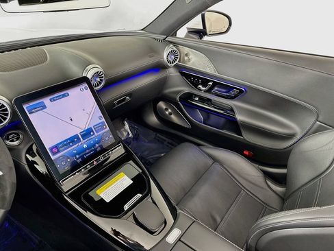 Certified 2022 Mercedes-Benz SL 63 AMG 4MATIC image 23
