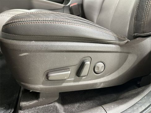 Used 2020 Hyundai Santa Fe SEL image 16