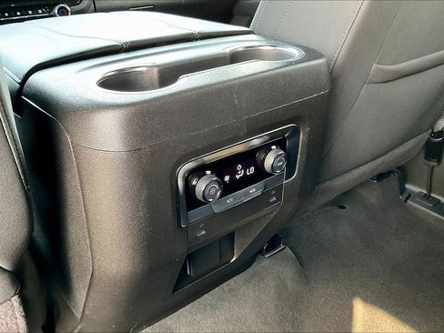 Used 2025 Chevrolet Tahoe LS image 29