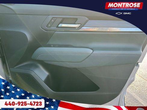 New 2026 GMC Terrain AT4 w/ Convenience Package III image 30