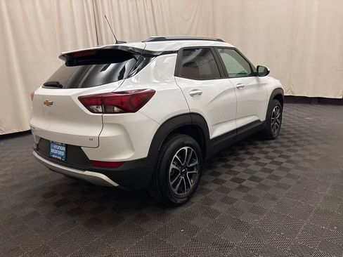 Used 2025 Chevrolet TrailBlazer LT image 5