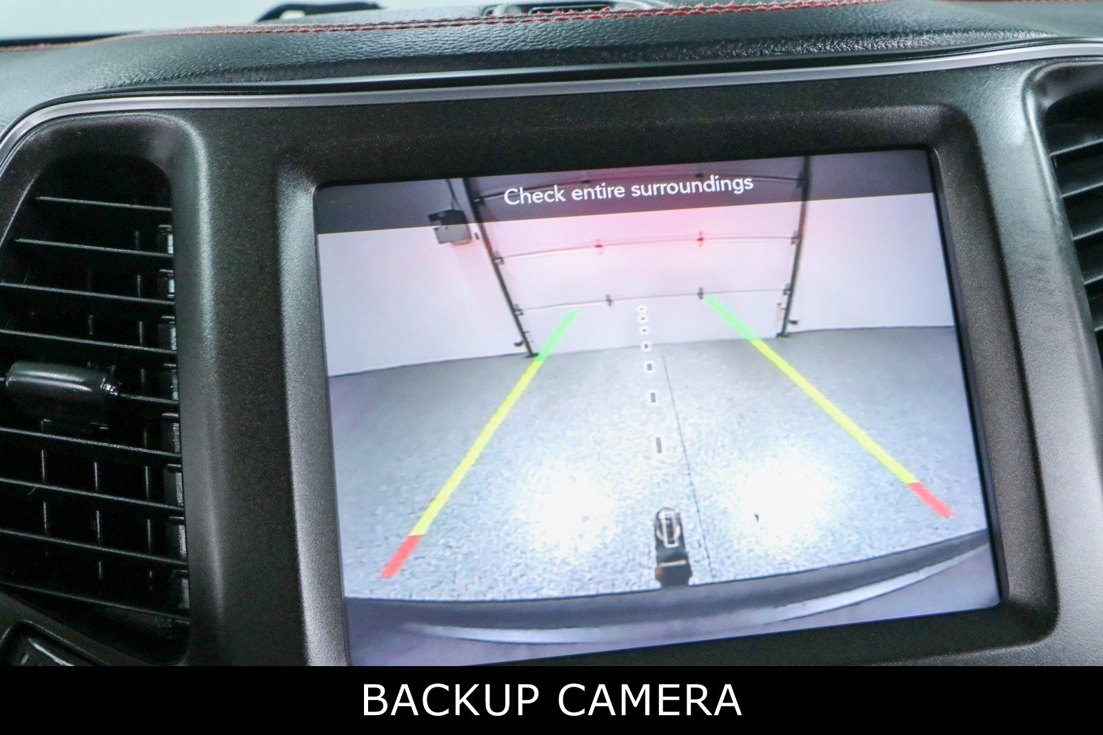 Used 2020 Jeep Cherokee Trailhawk w/ Trailer Tow Group AWD/4WD image 18