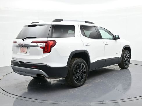 Used 2023 GMC Acadia SLT image 6