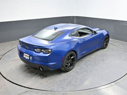 Used 2021 Chevrolet Camaro LT w/ RS Package RWD image 31