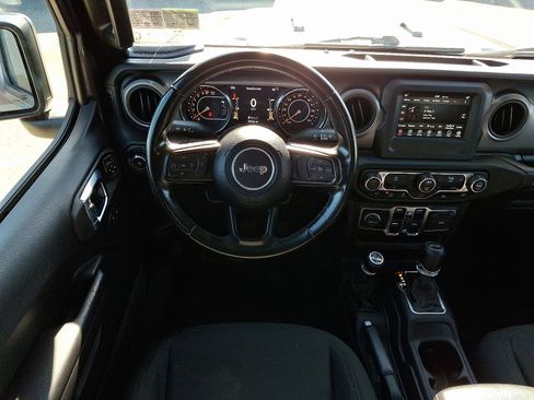 Used 2021 Jeep Wrangler Unlimited Sport image 13